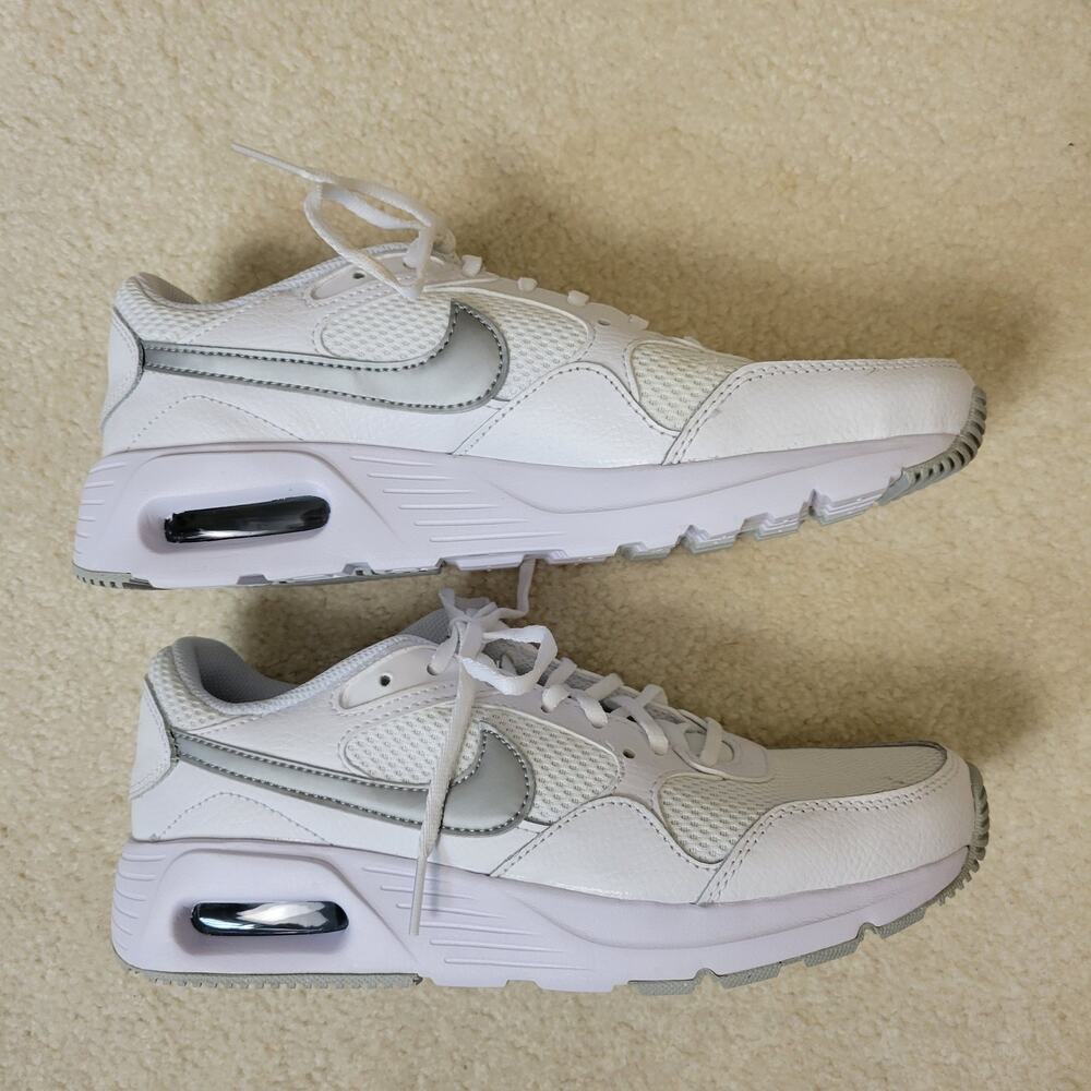 EUC Women's 8.5 Nike Air Max Running Shoes Sneakers White Metallic Platinum - Picture 5 of 14